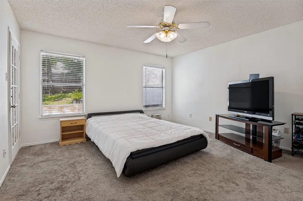 4108 Sunday Hill Drive Arlington TX 76016
