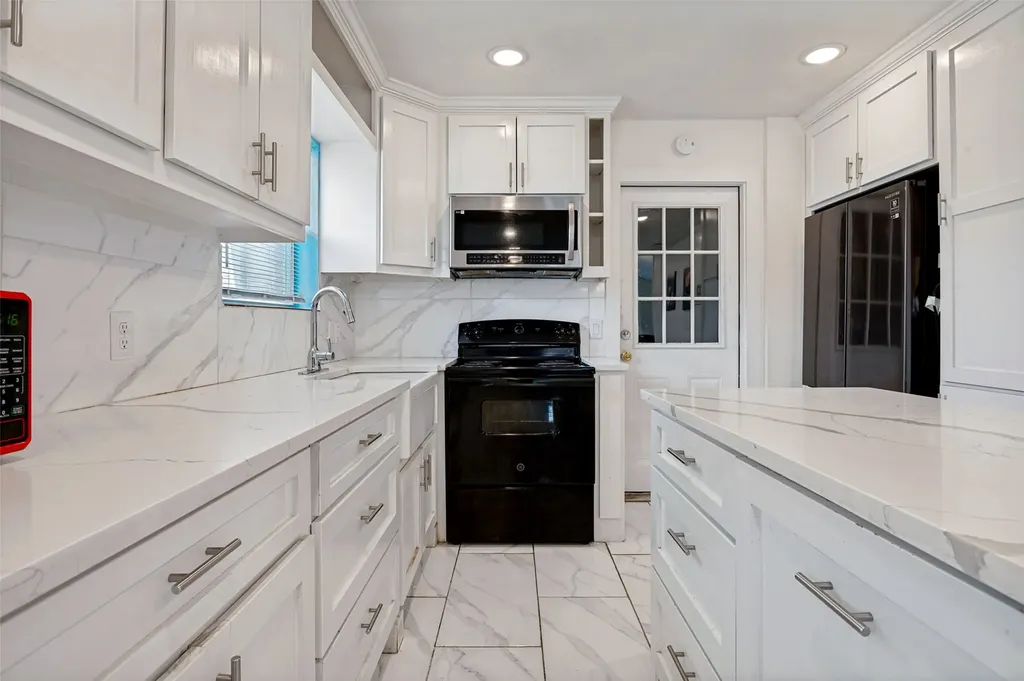 4108 Sunday Hill Drive Arlington TX 76016