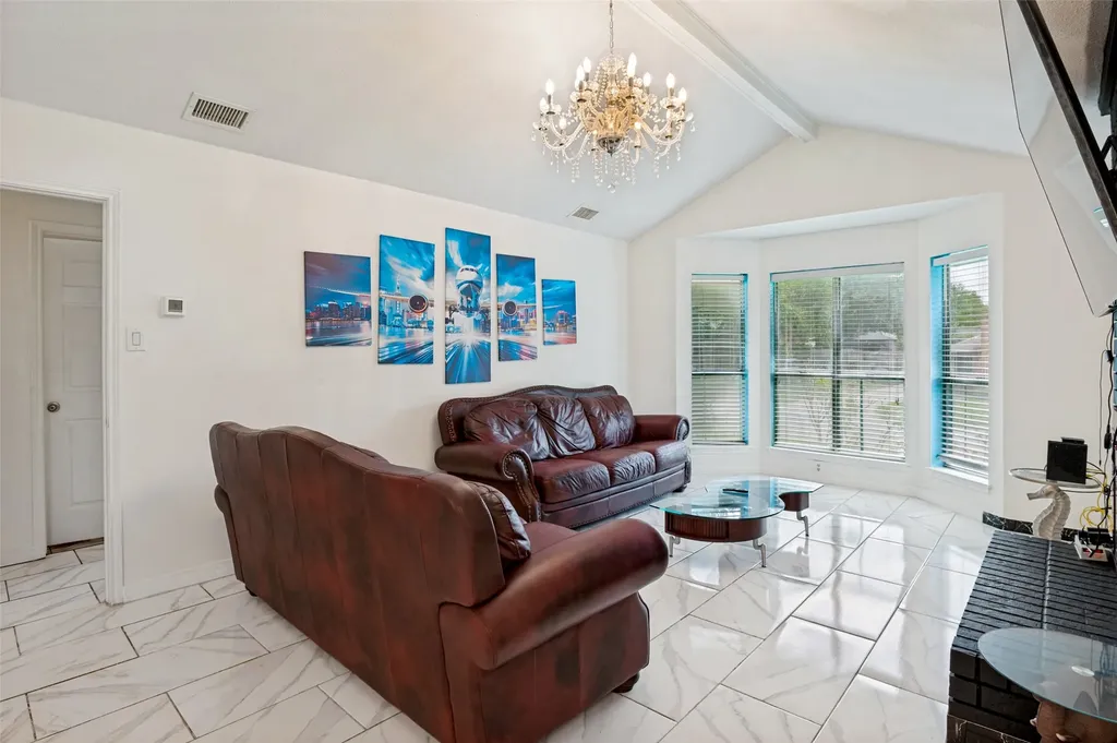 4108 Sunday Hill Drive Arlington TX 76016