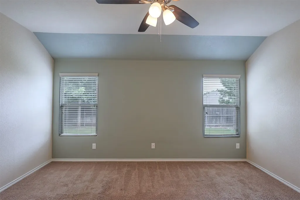 624 River Rock Drive Azle TX 76020