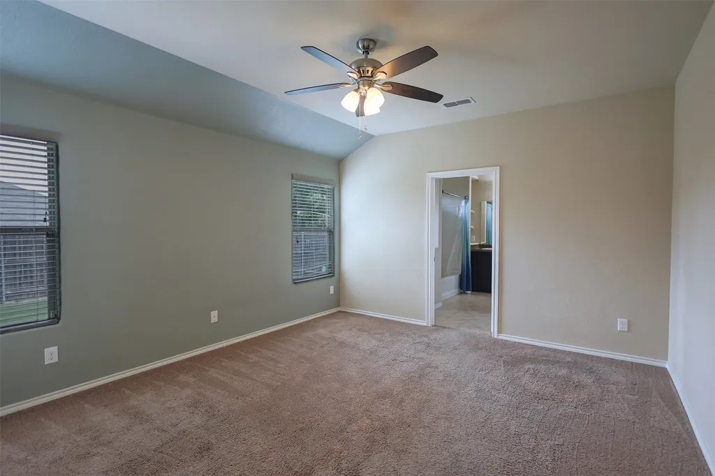 624 River Rock Drive Azle TX 76020