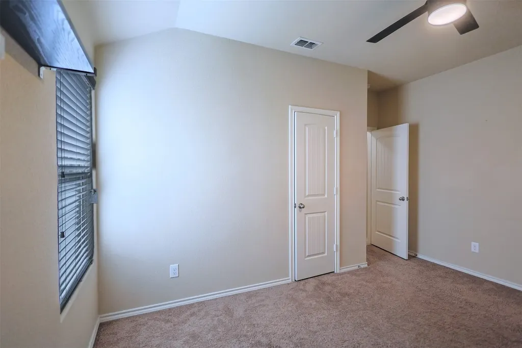 624 River Rock Drive Azle TX 76020