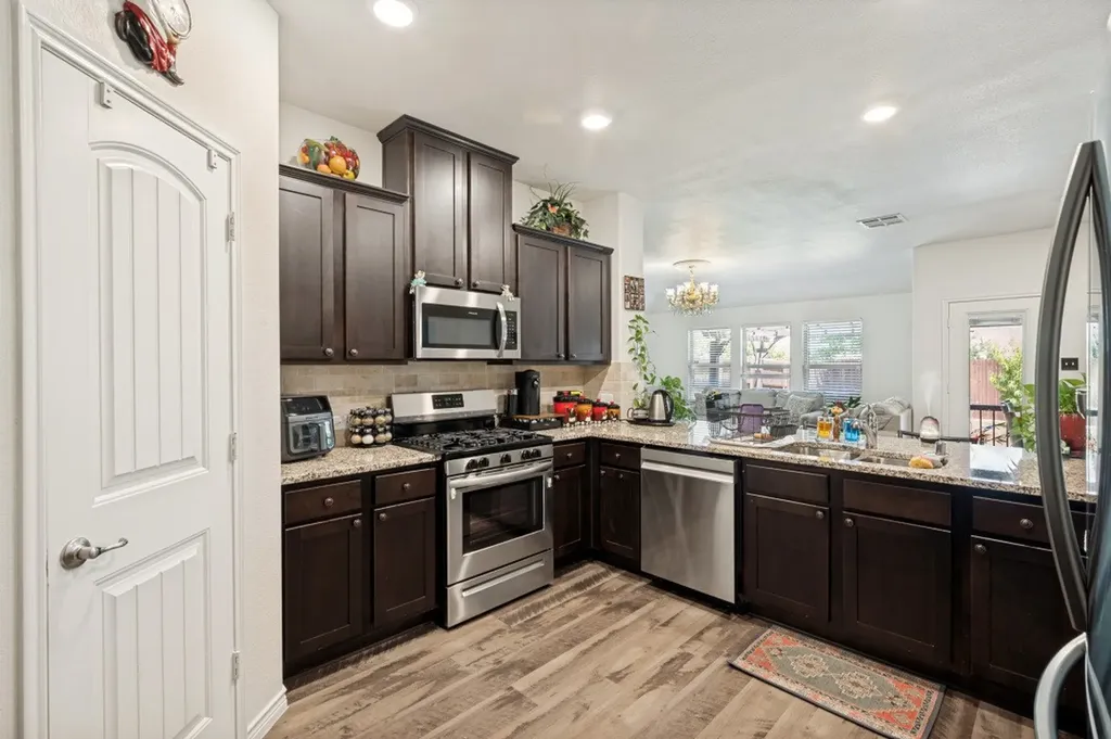 2920 Brazos Drive Little Elm TX 75068