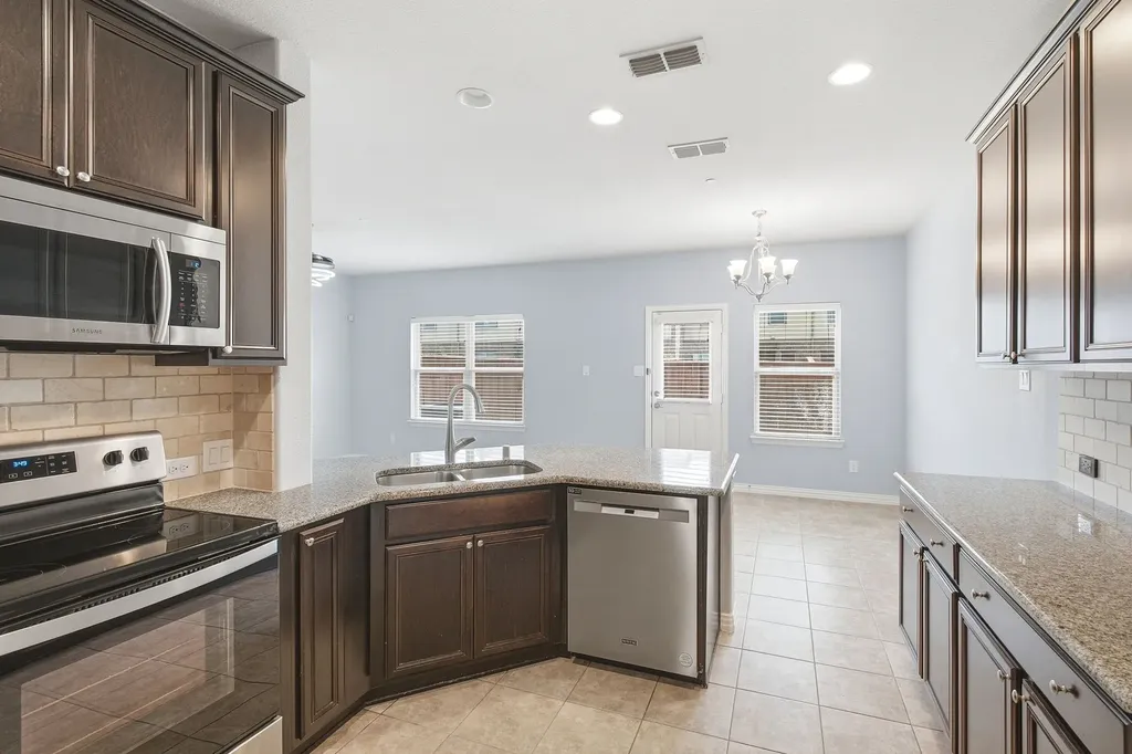 6548 Rutherford Road Plano TX 75023