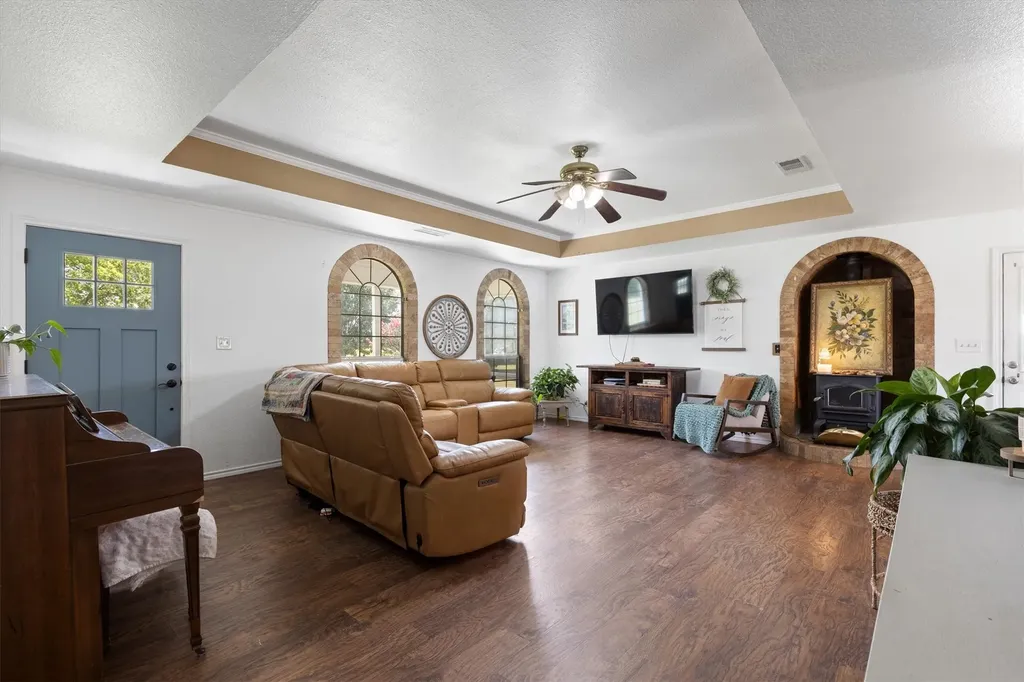 2226 County Road 2712 Caddo Mills TX 75135
