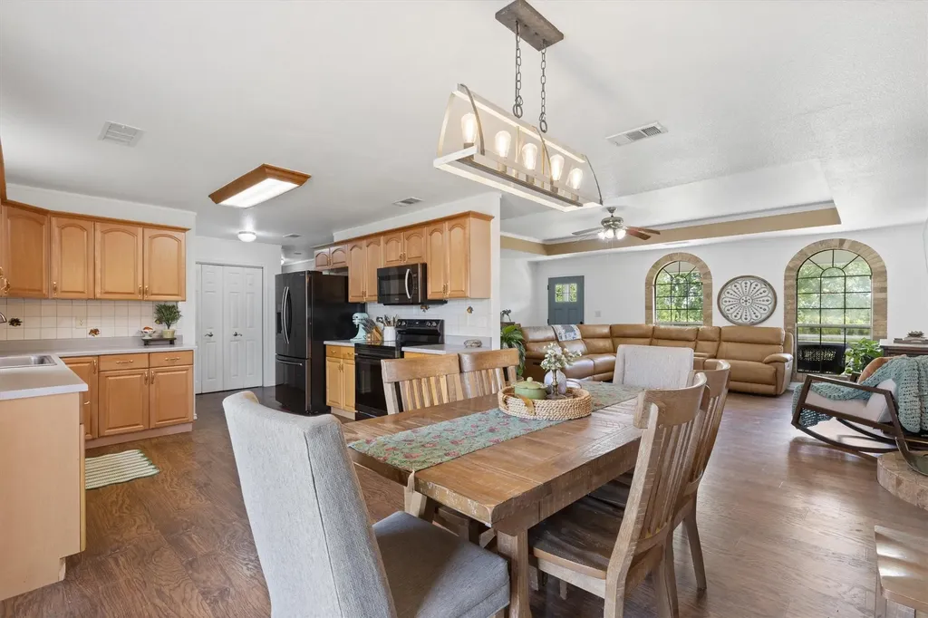 2226 County Road 2712 Caddo Mills TX 75135
