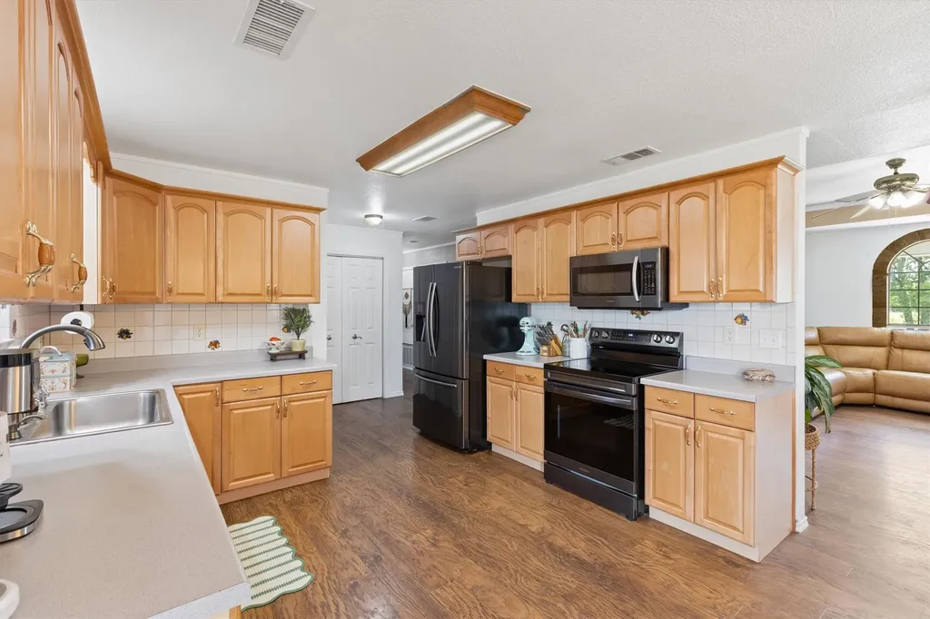 2226 County Road 2712 Caddo Mills TX 75135