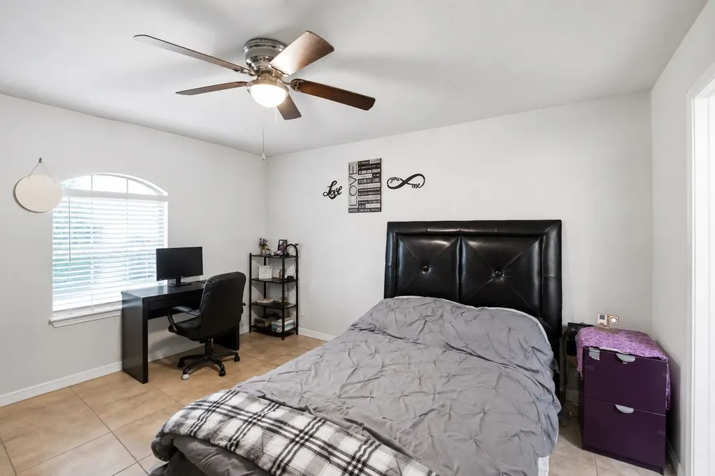 1648 Tampa Bay Drive Dallas TX 75217