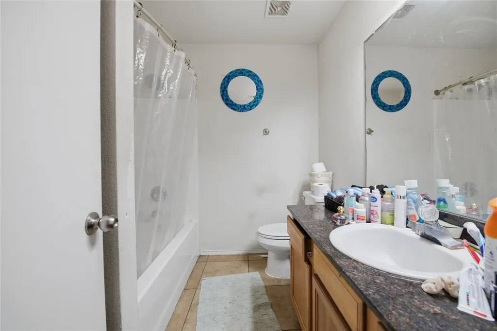 1648 Tampa Bay Drive Dallas TX 75217