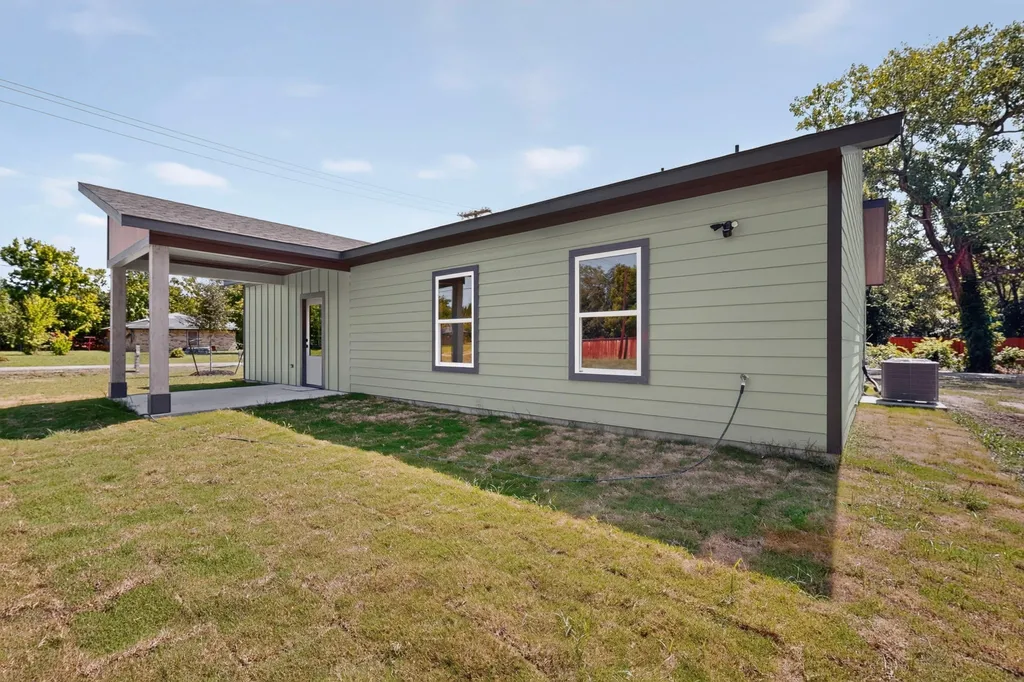 745 W Marshall Cooper TX 75432