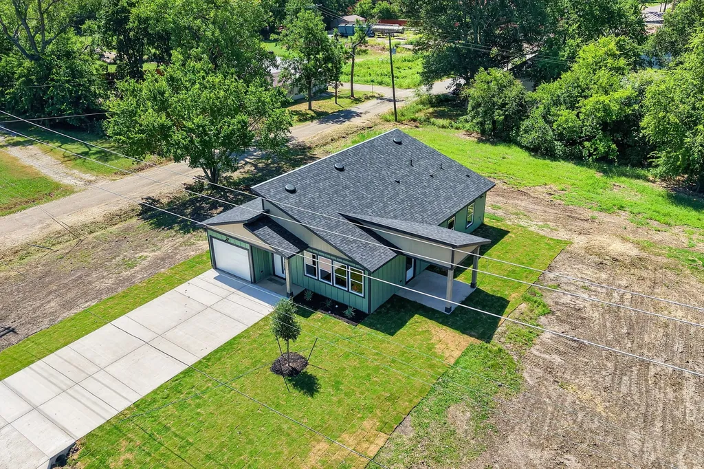 745 W Marshall Cooper TX 75432