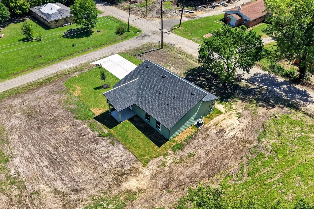 745 W Marshall Cooper TX 75432