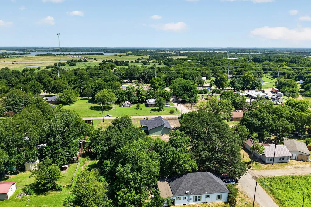 745 W Marshall Cooper TX 75432