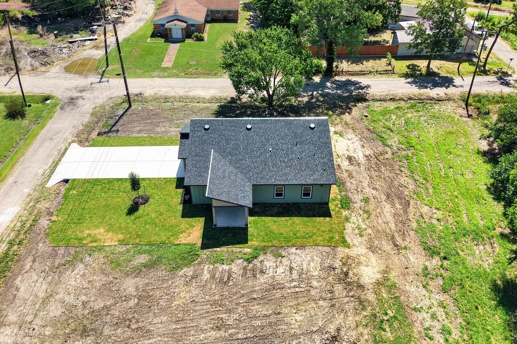 745 W Marshall Cooper TX 75432