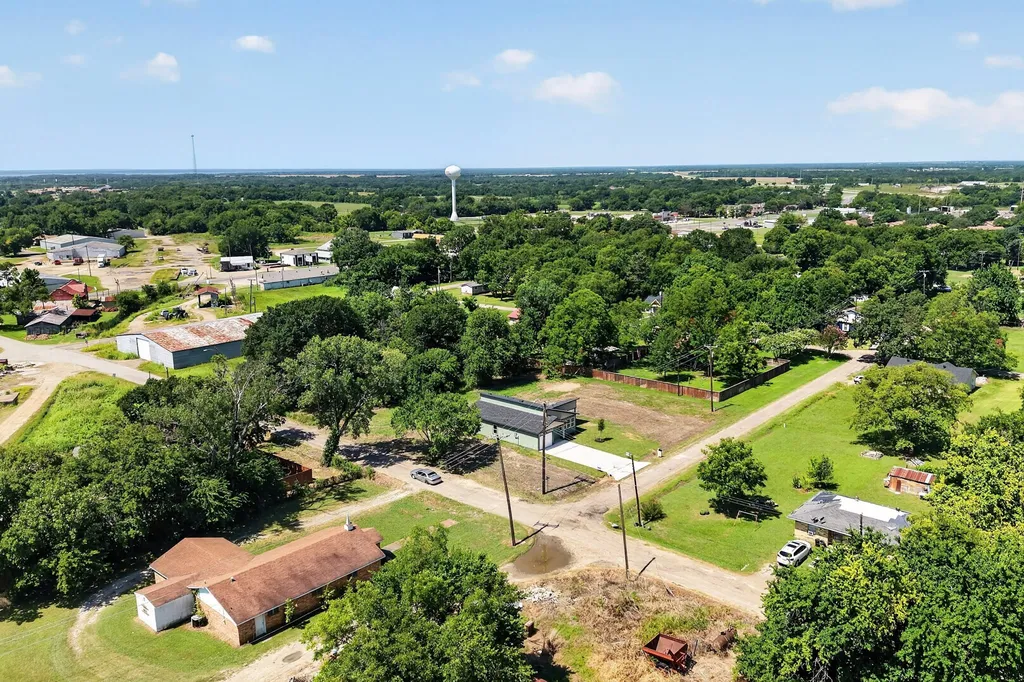 745 W Marshall Cooper TX 75432