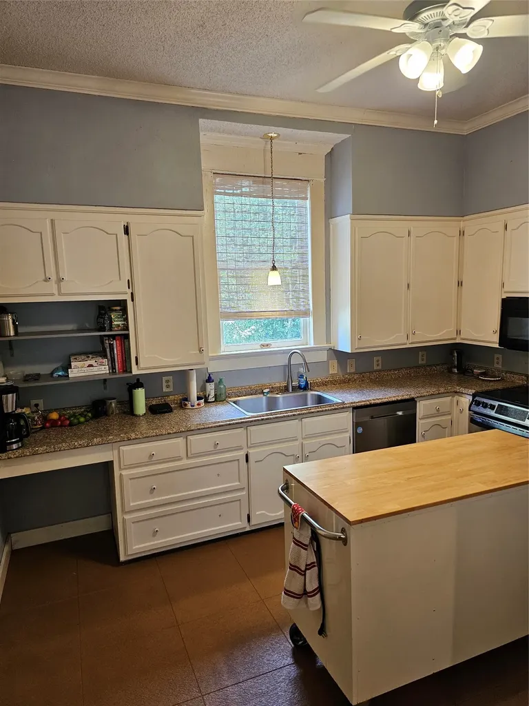 200 S Canton Street Mexia TX 76667