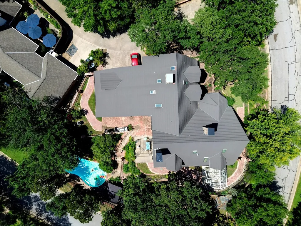 2011 Ridgemont Court Arlington TX 76012