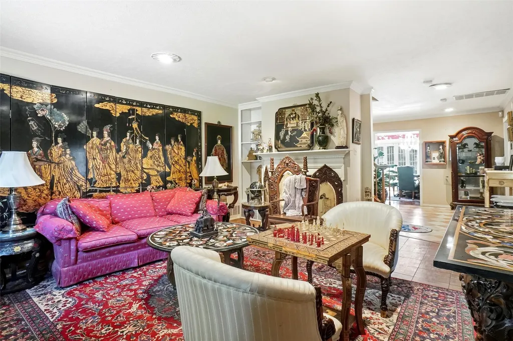 2011 Ridgemont Court Arlington TX 76012