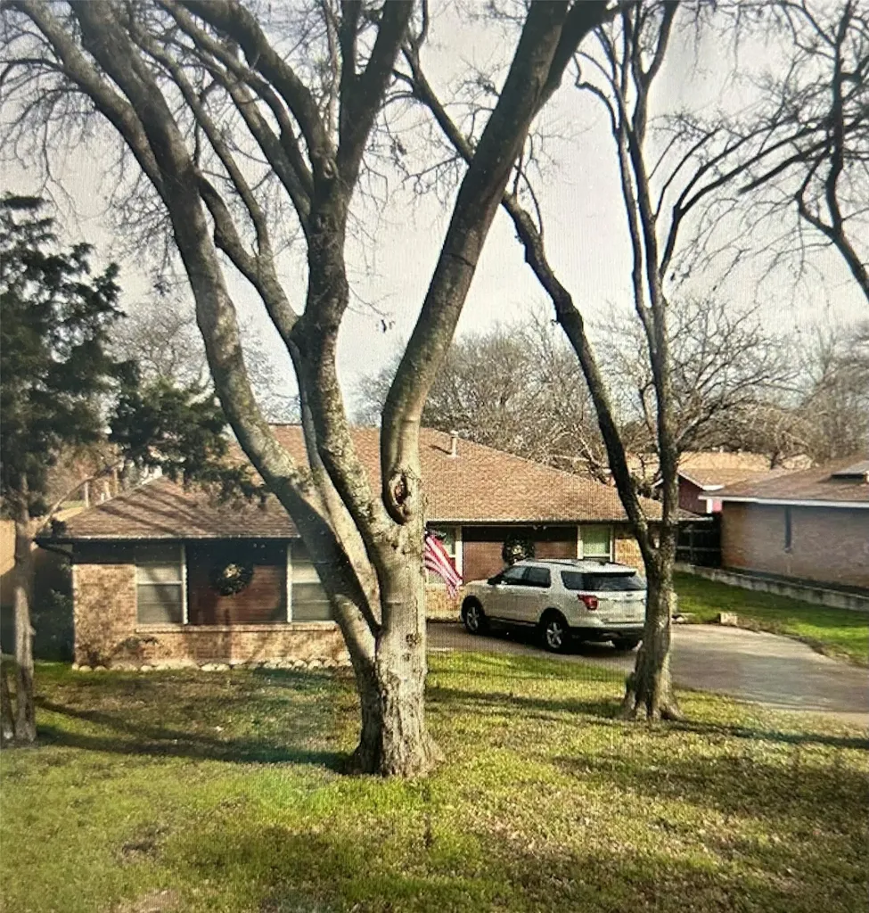 315 Dow Ross Boulevard Duncanville TX 75116