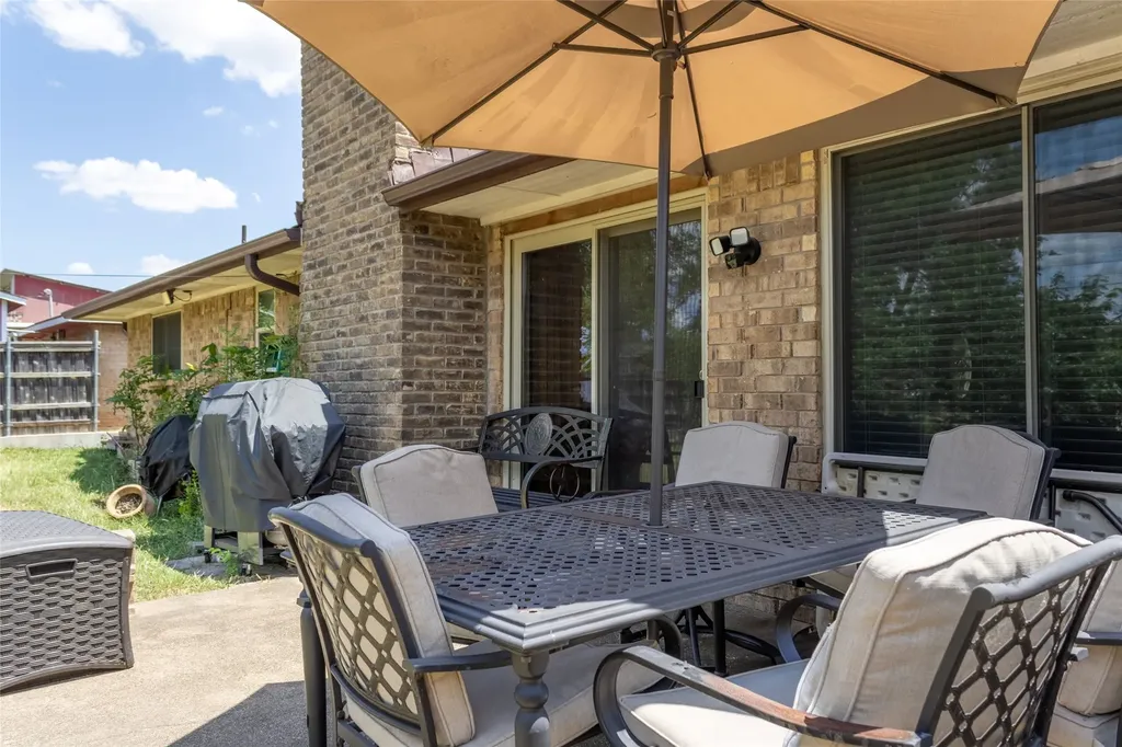 315 Dow Ross Boulevard Duncanville TX 75116