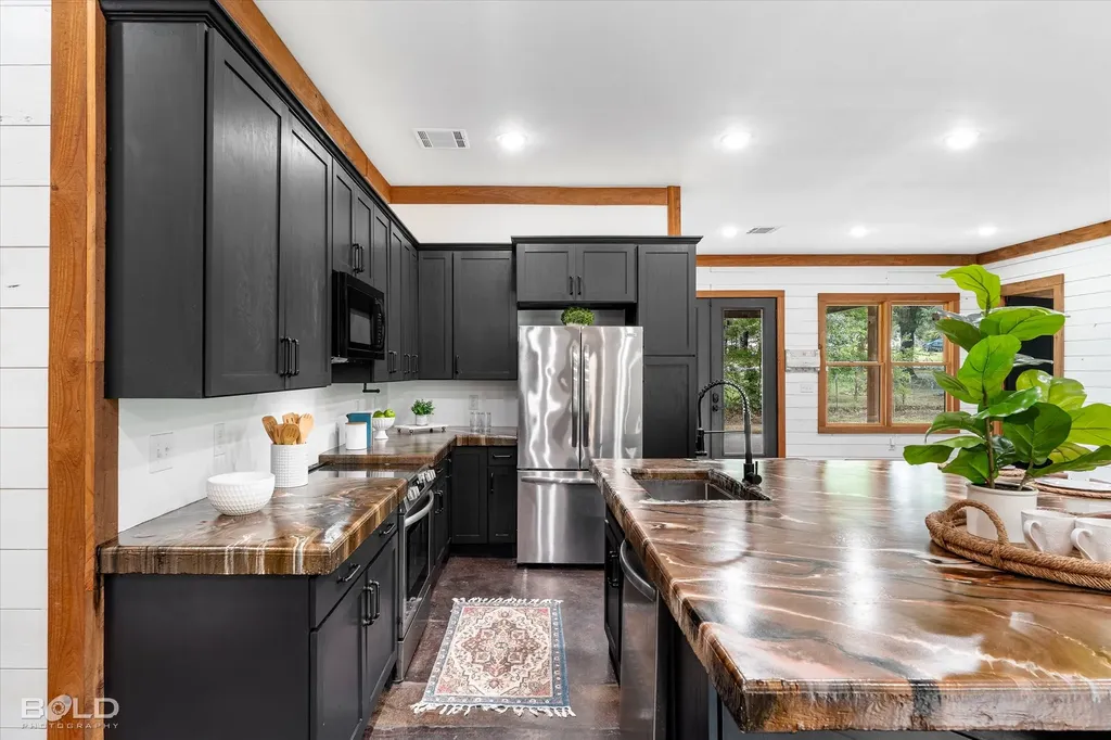 978 Stonewall Preston Road Stonewall LA 71078