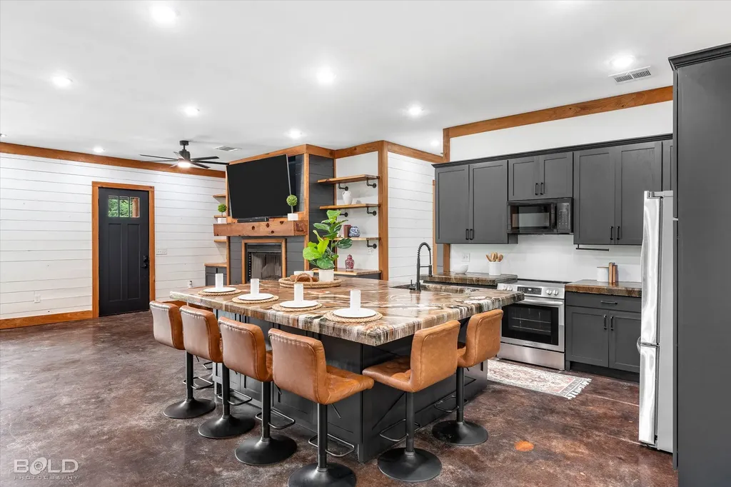 978 Stonewall Preston Road Stonewall LA 71078