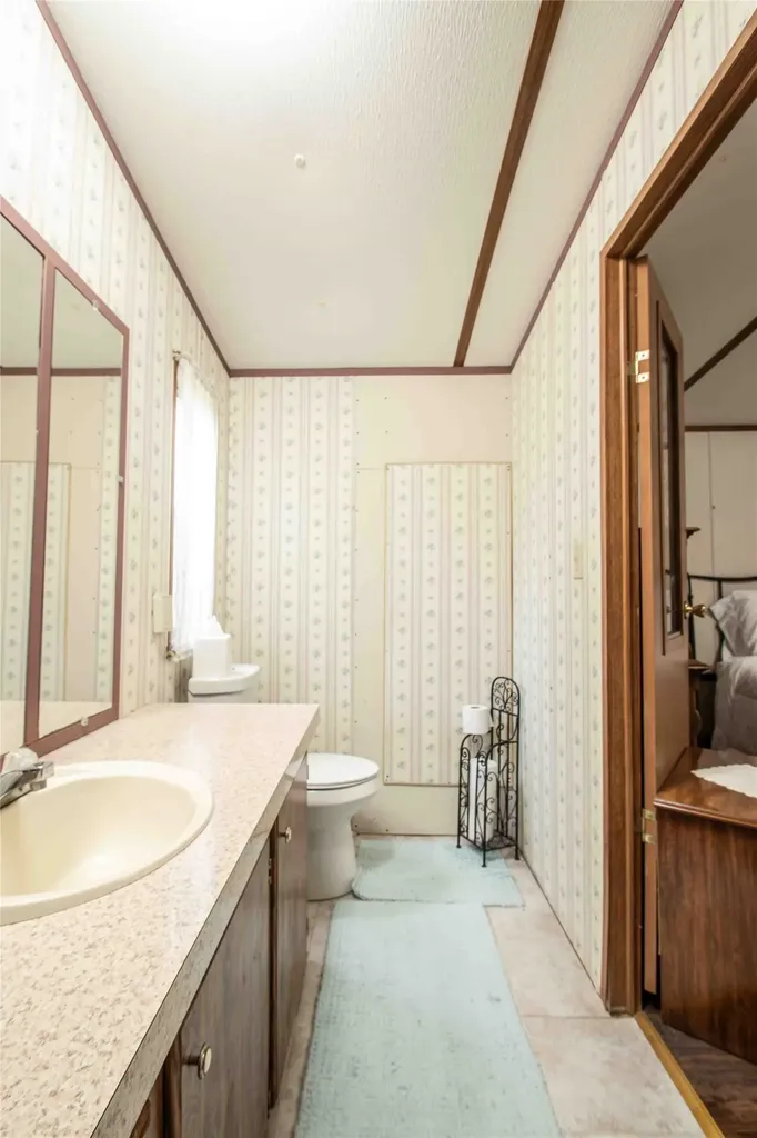 190 E Sycamore Lane Murchison TX 75778