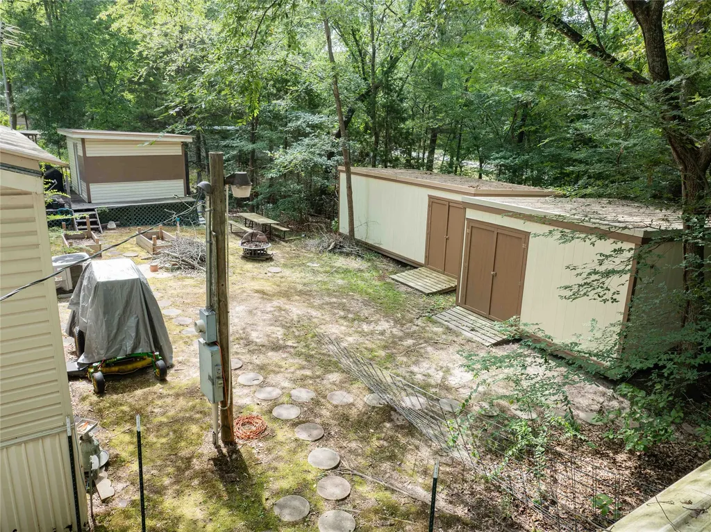 190 E Sycamore Lane Murchison TX 75778