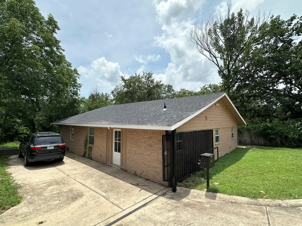 400 E Shady Grove Road Irving TX 75060