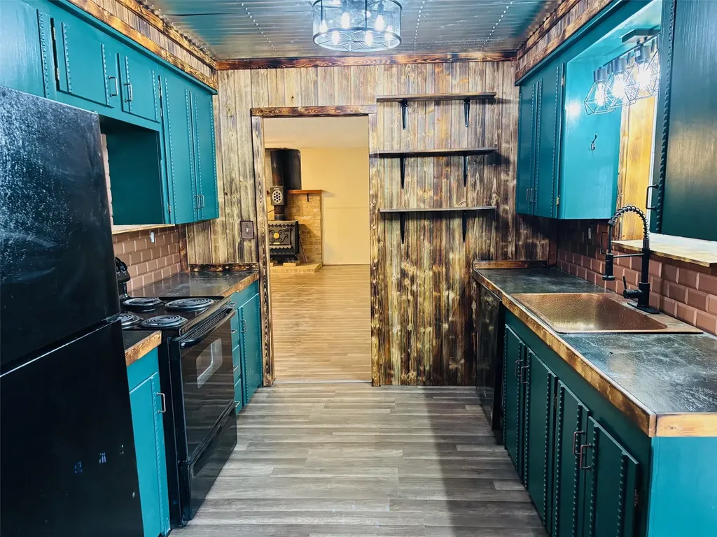857 Apache Drive De Leon TX 76444