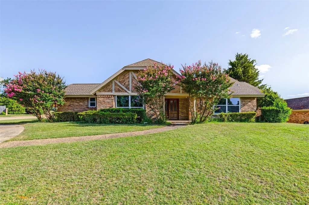 7126 Fernmeadow Circle Dallas TX 75248
