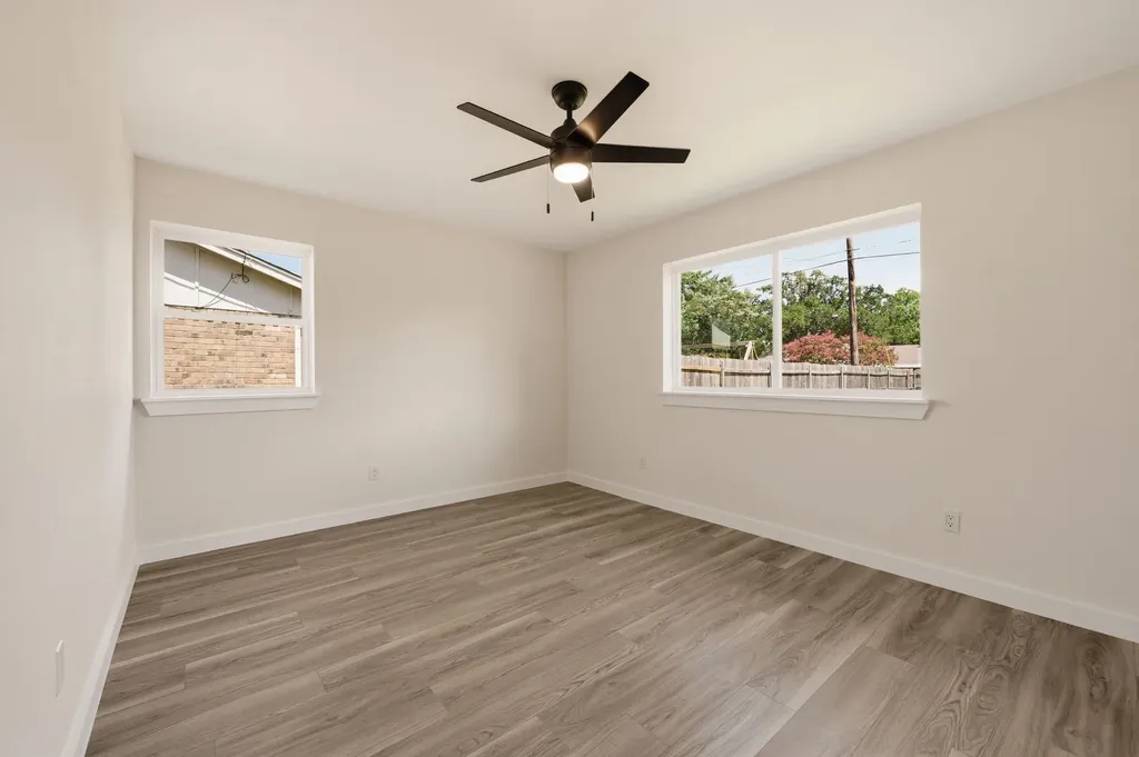 7528 Circle Drive North Richland Hills TX 76180