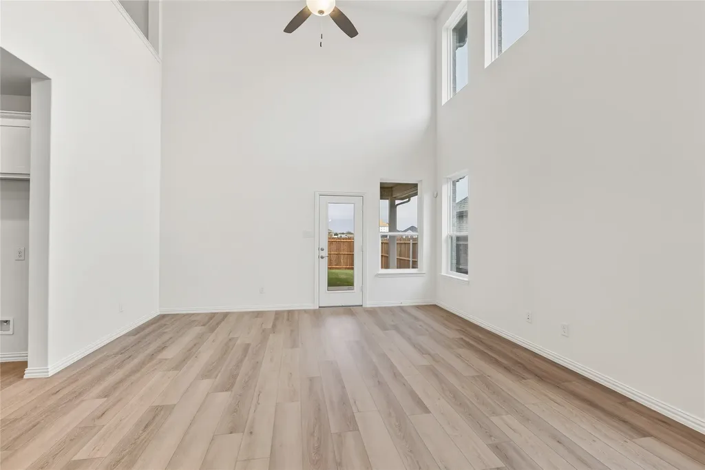 276 Bassett Hall Road Fate TX 75189