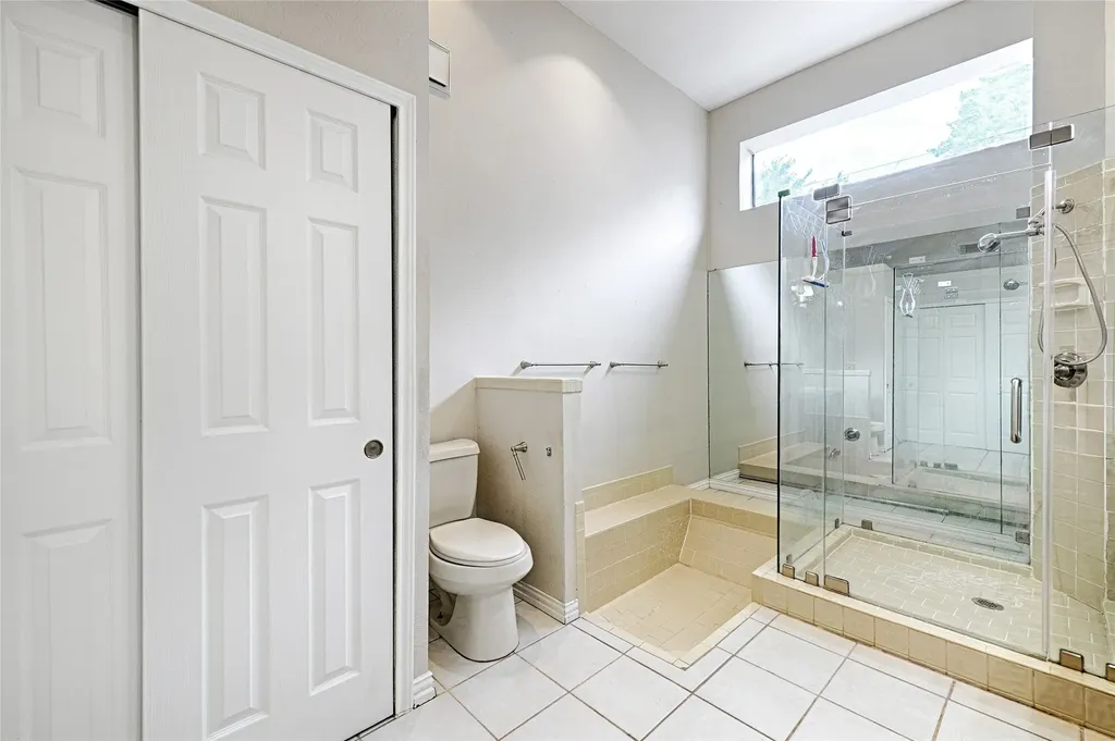 14900 Le Grande Drive Addison TX 75001