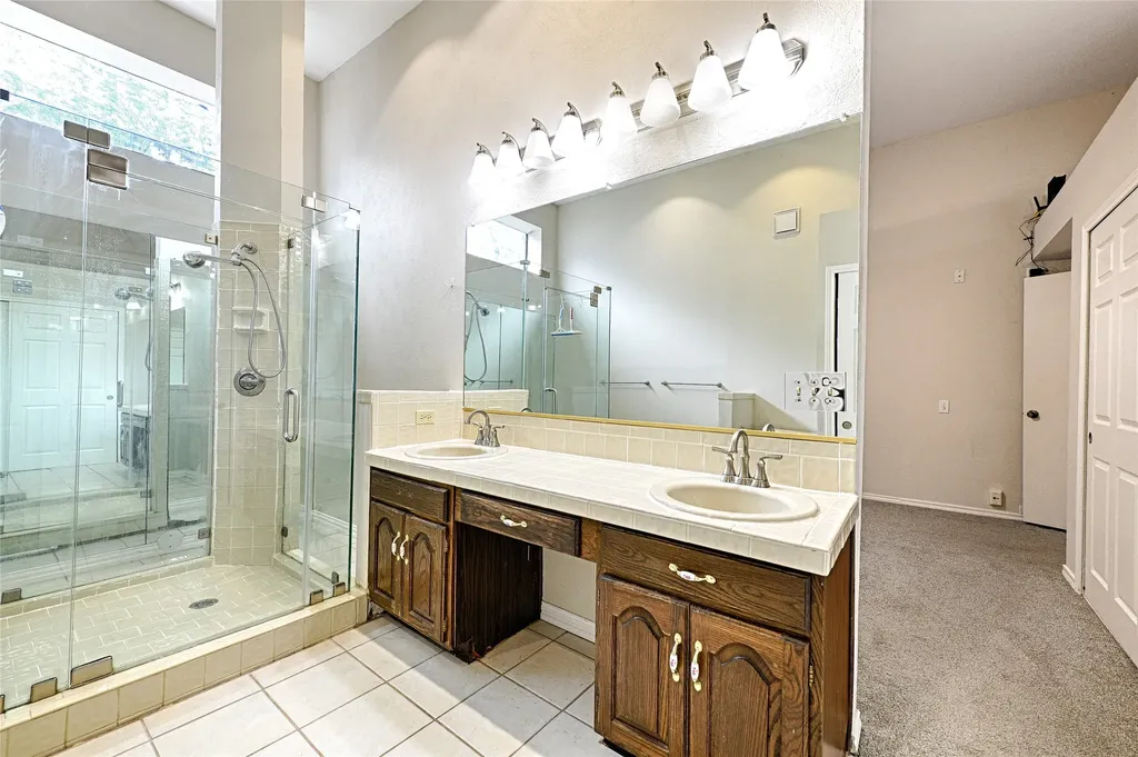 14900 Le Grande Drive Addison TX 75001