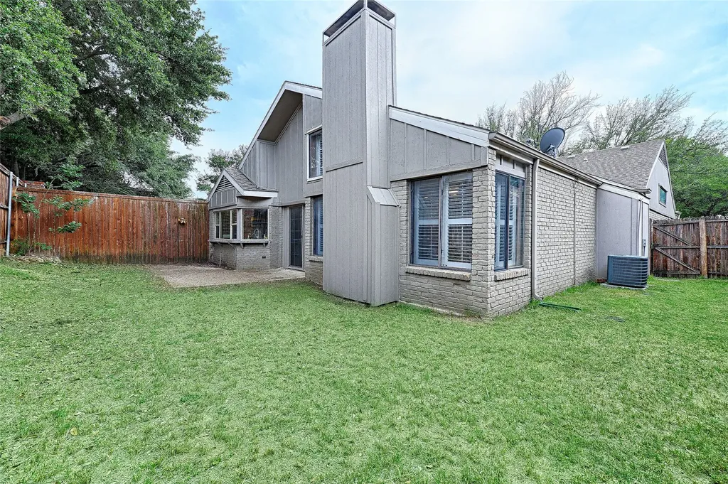 14900 Le Grande Drive Addison TX 75001
