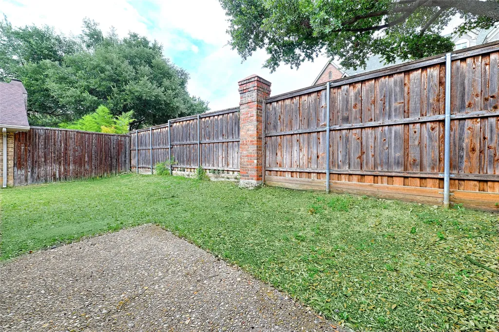 14900 Le Grande Drive Addison TX 75001