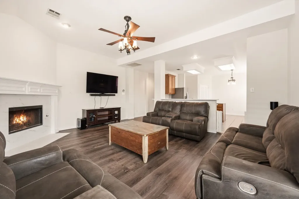 6528 Stewart Boulevard The Colony TX 75056