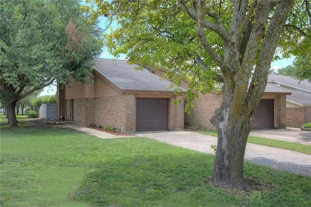 6810 Ports O Call Drive Rowlett TX 75088