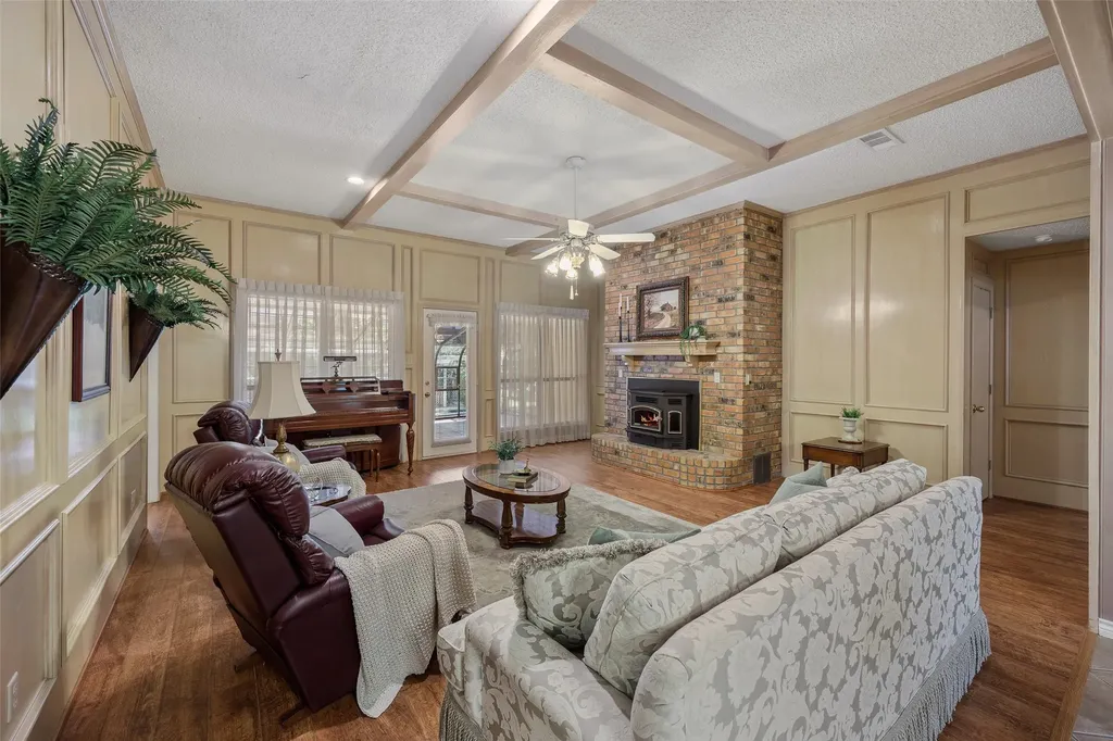 205 Covey Lane Mckinney TX 75071