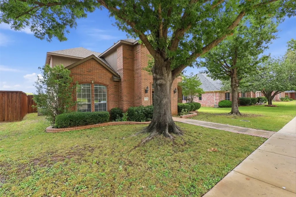 773 N Valley Parkway Lewisville TX 75077