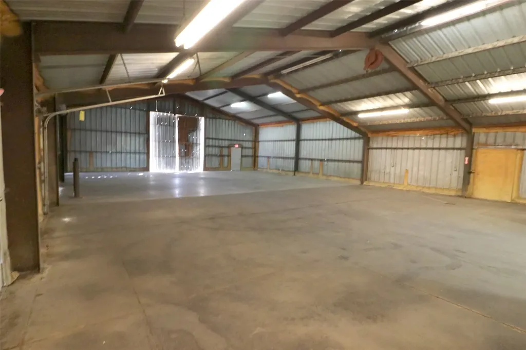 3098 W Washington Highway Stephenville TX 76401