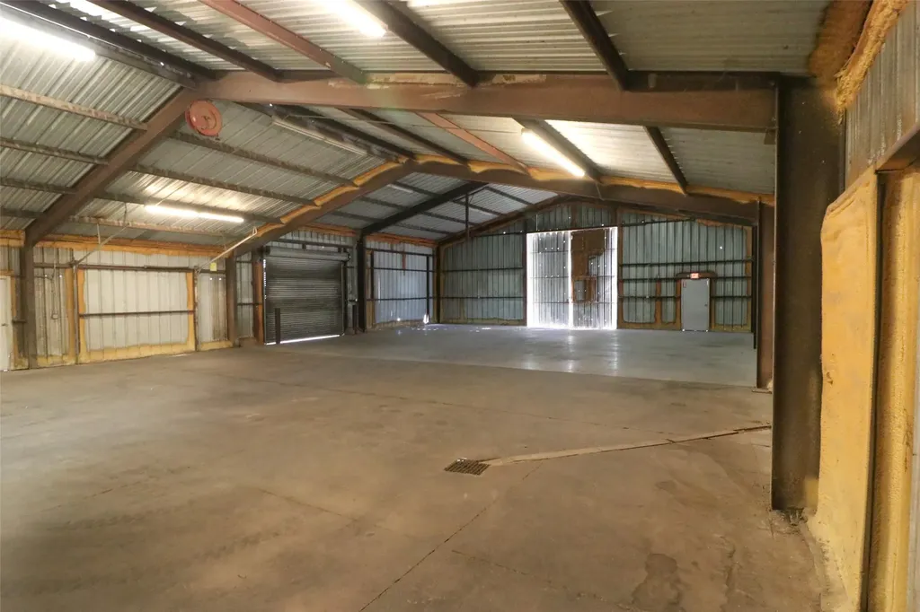 3098 W Washington Highway Stephenville TX 76401