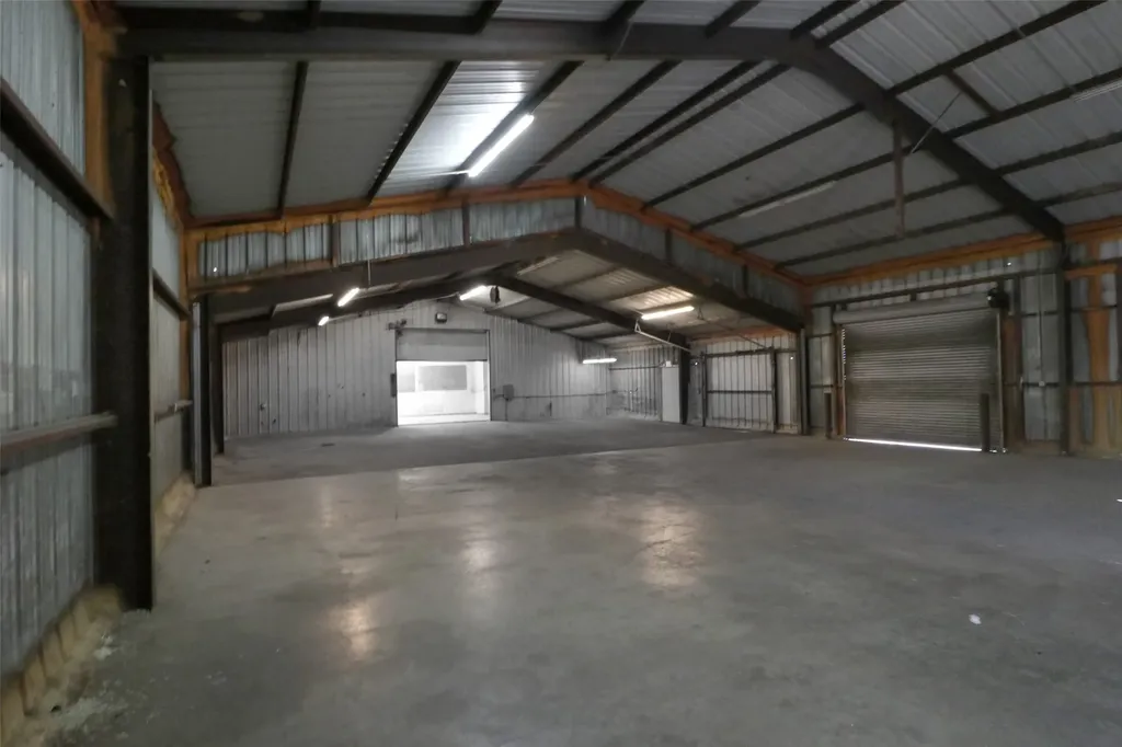 3098 W Washington Highway Stephenville TX 76401