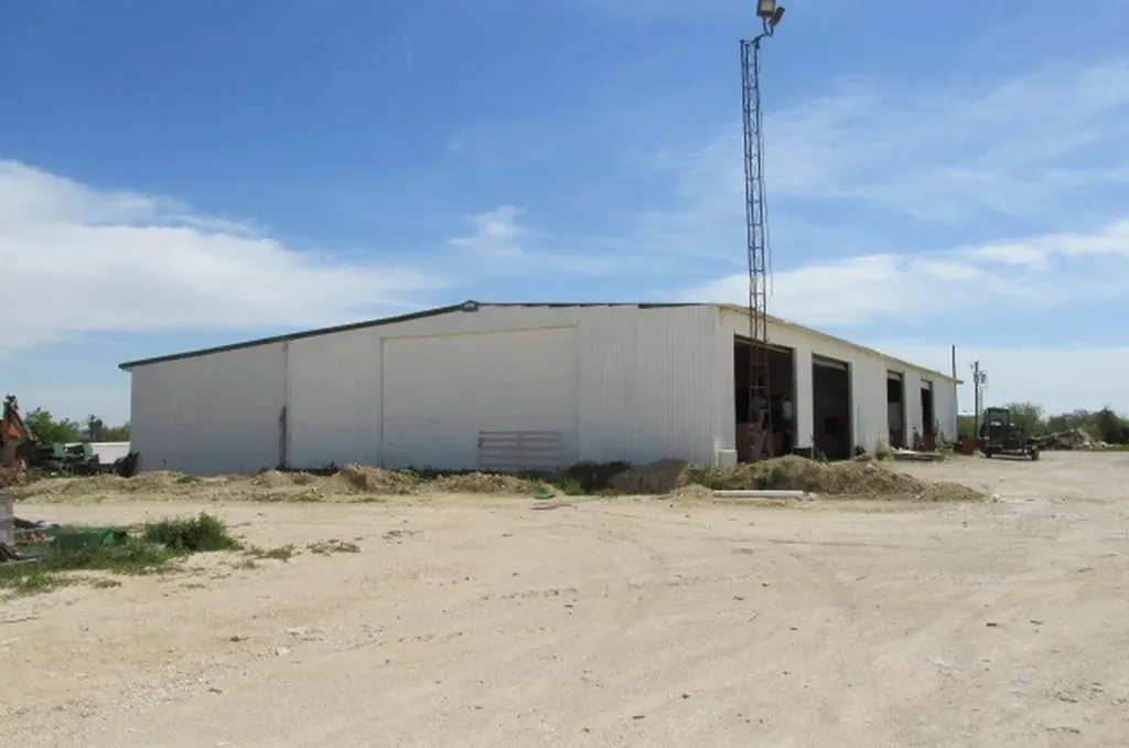 3098 W Washington Highway Stephenville TX 76401