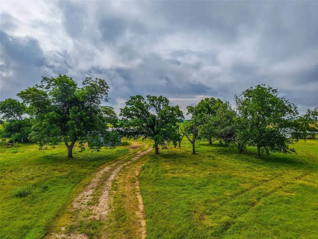 22407 Meeks Road Burlington TX 76519