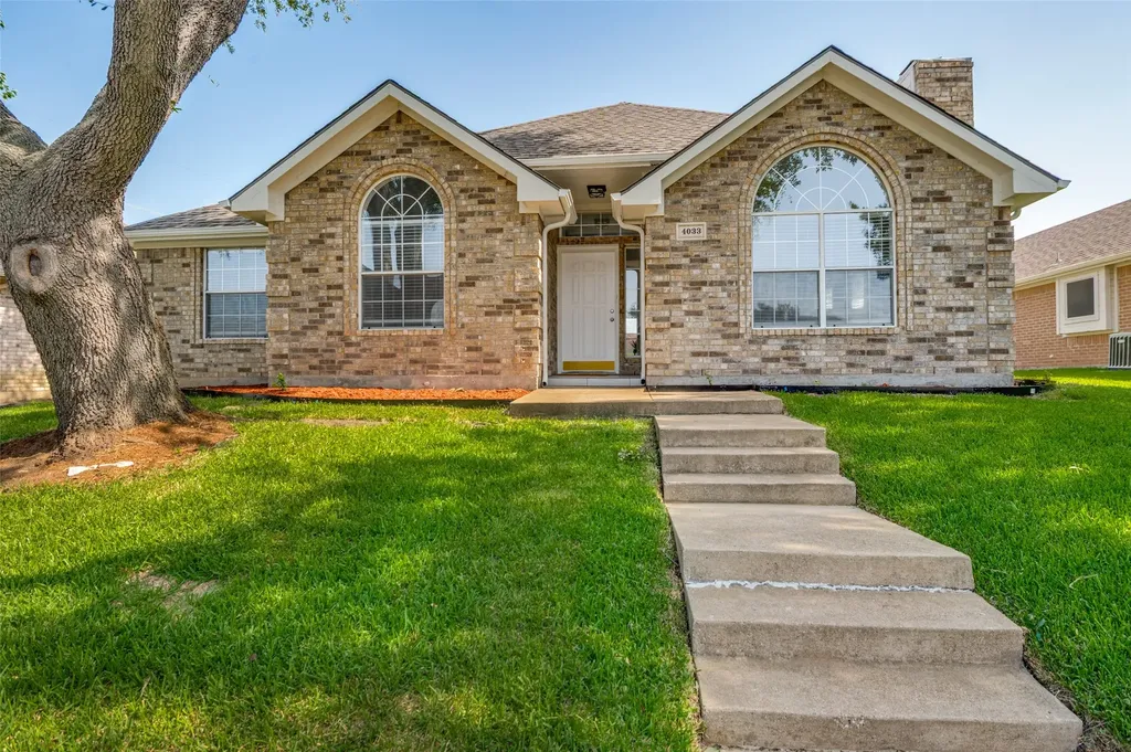 4033 Brazos Drive Carrollton TX 75007