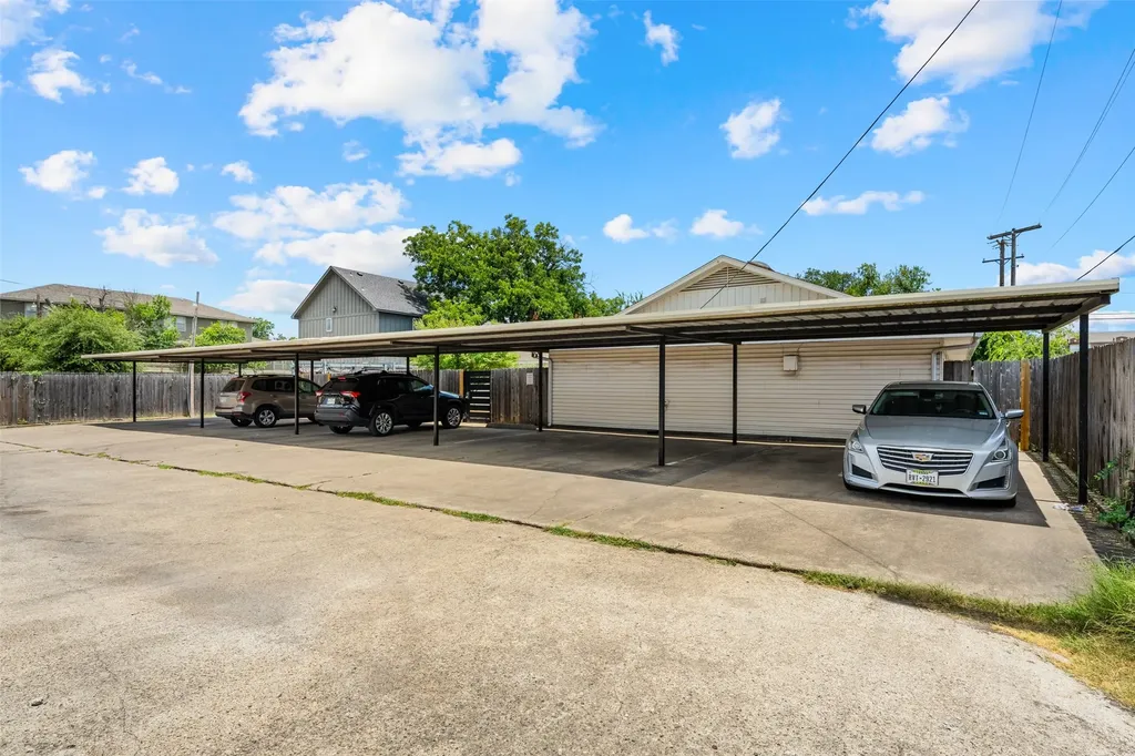 1405 Speight Avenue Waco TX 76706