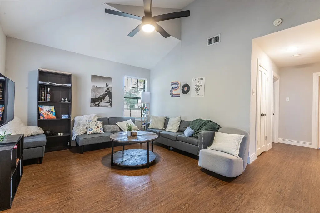 1405 Speight Avenue Waco TX 76706