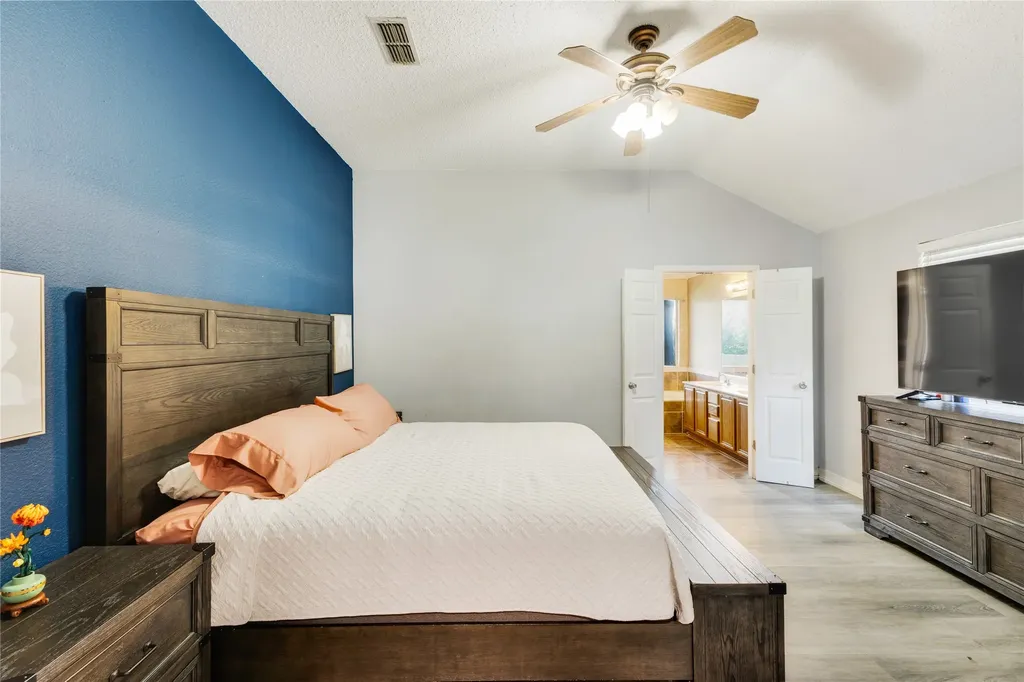 2349 Bentley Court Grand Prairie TX 75052